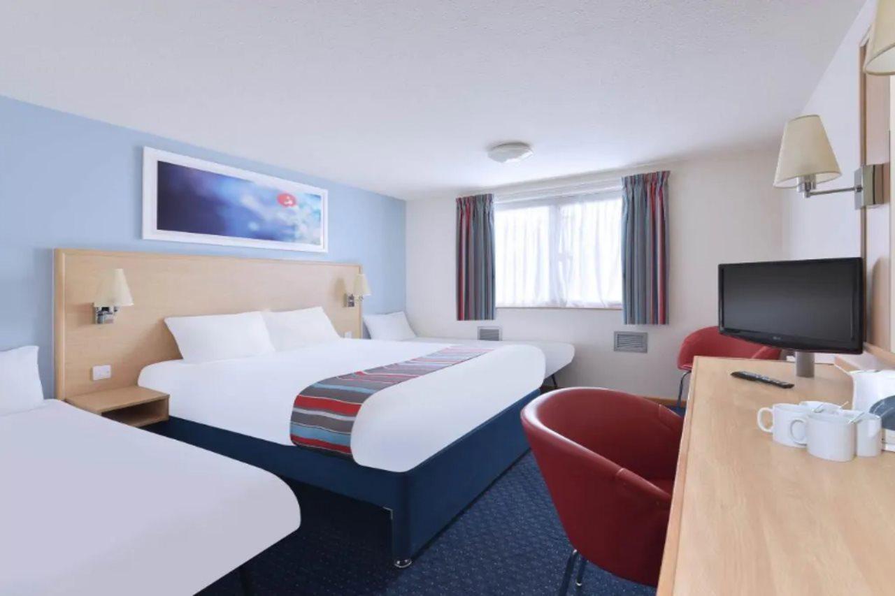 Travelodge Maidenhead Central Exterior foto