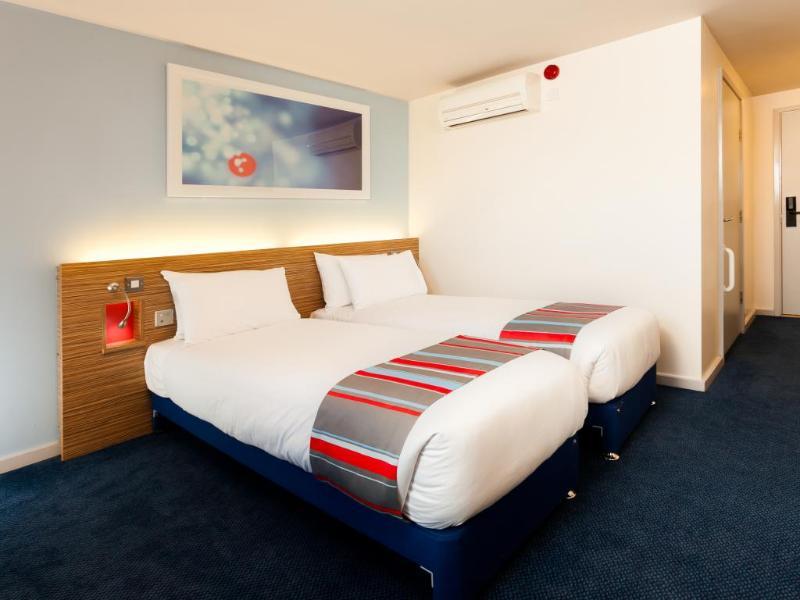Travelodge Maidenhead Central Exterior foto